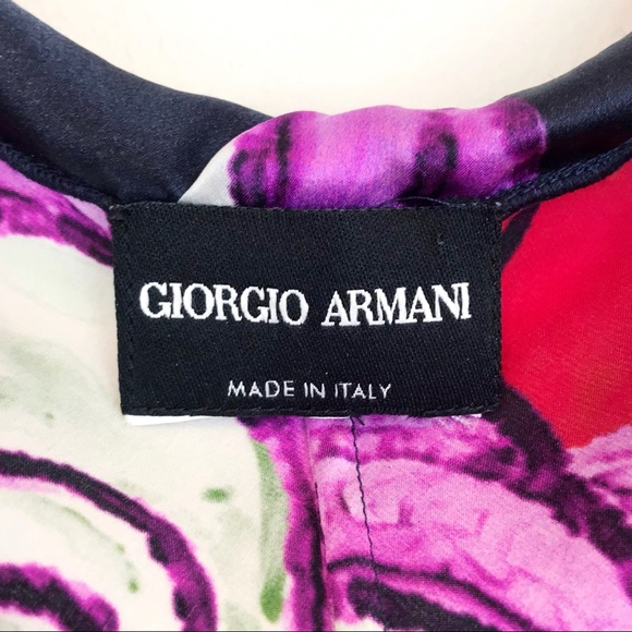 Giorgio Armani Silk Floral Print Sleeveless Blouse - Picture 5 of 8